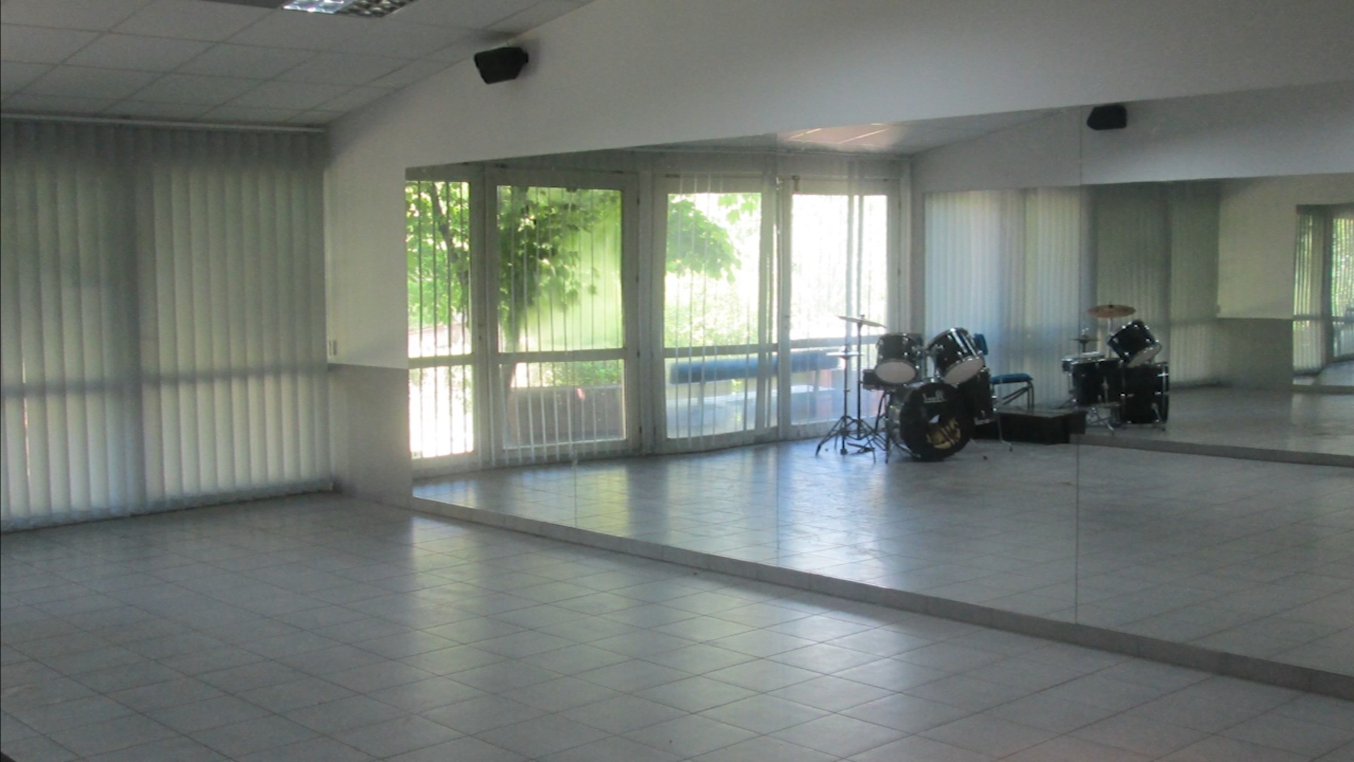 Ученичке просторије – Сала за реализцију секција